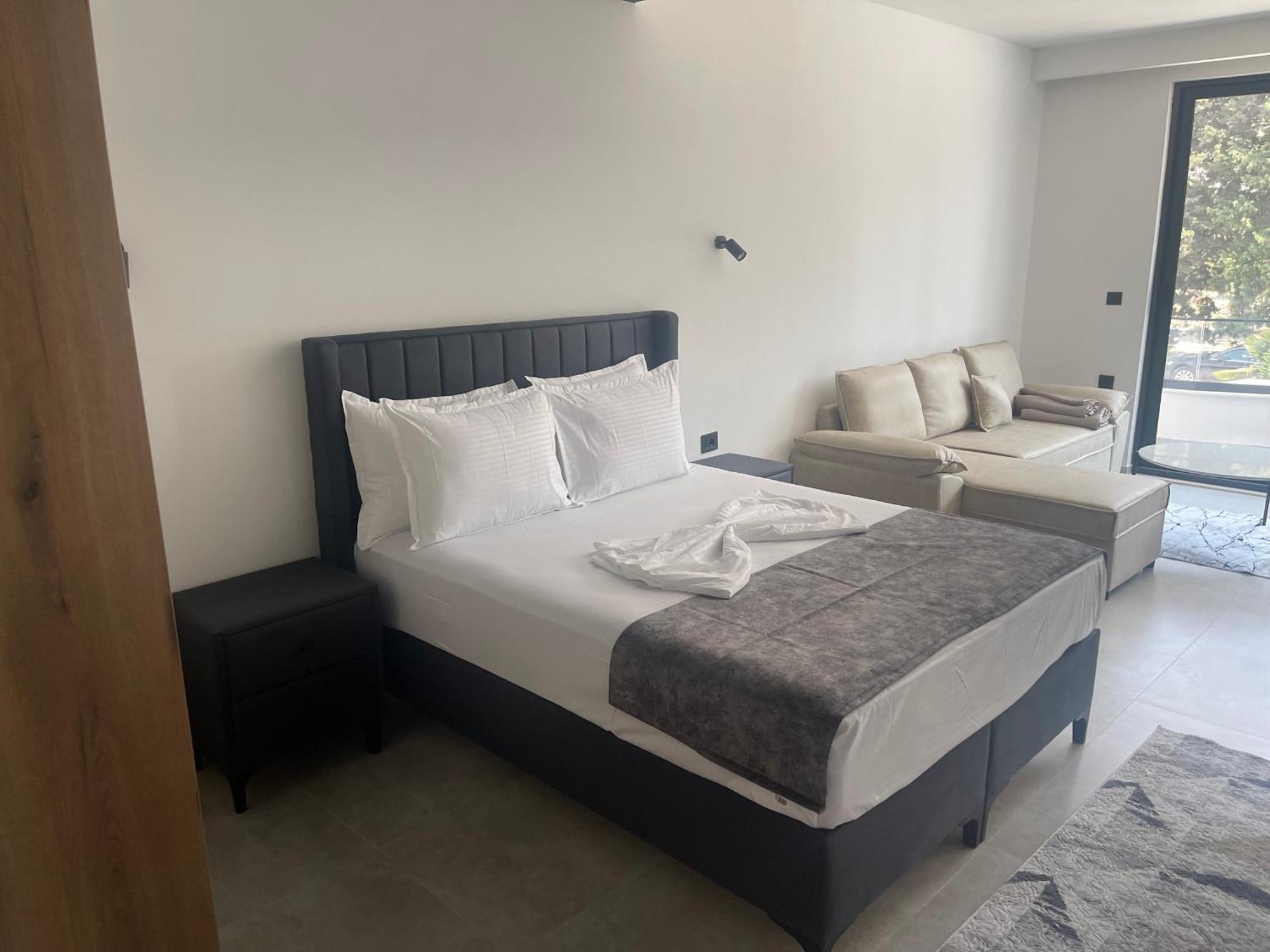 Apartaments Queen 울친 외부 사진