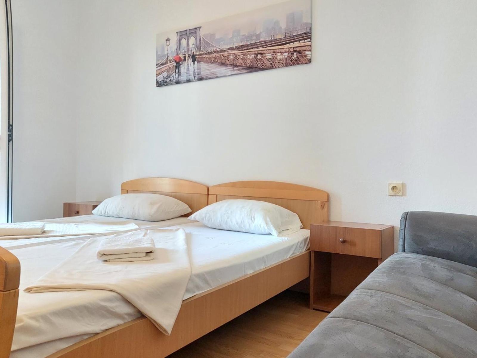 Apartaments Queen 울친 외부 사진